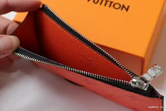 WIS COIN HOLDER LOUIS VUITTON CARD 0528